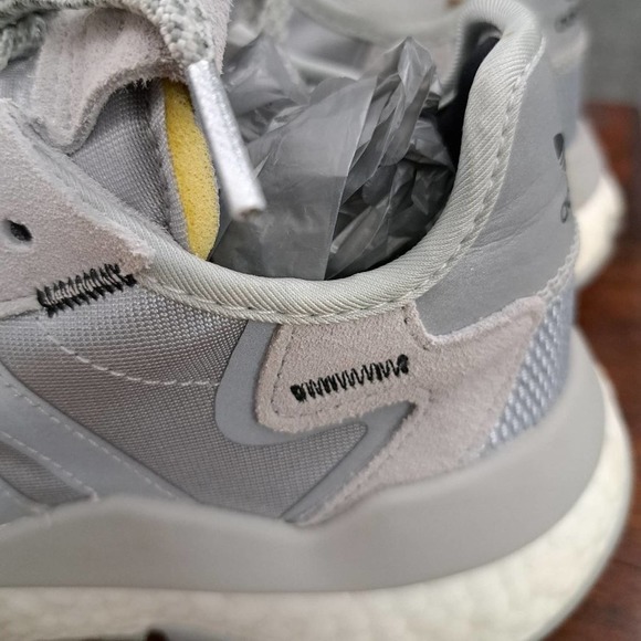 Adidas Nite Jogger Silver Metallic Size 7 Men EE5851 - Picture 9 of 9